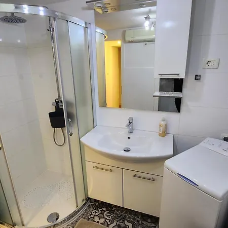 Apartment Sweet